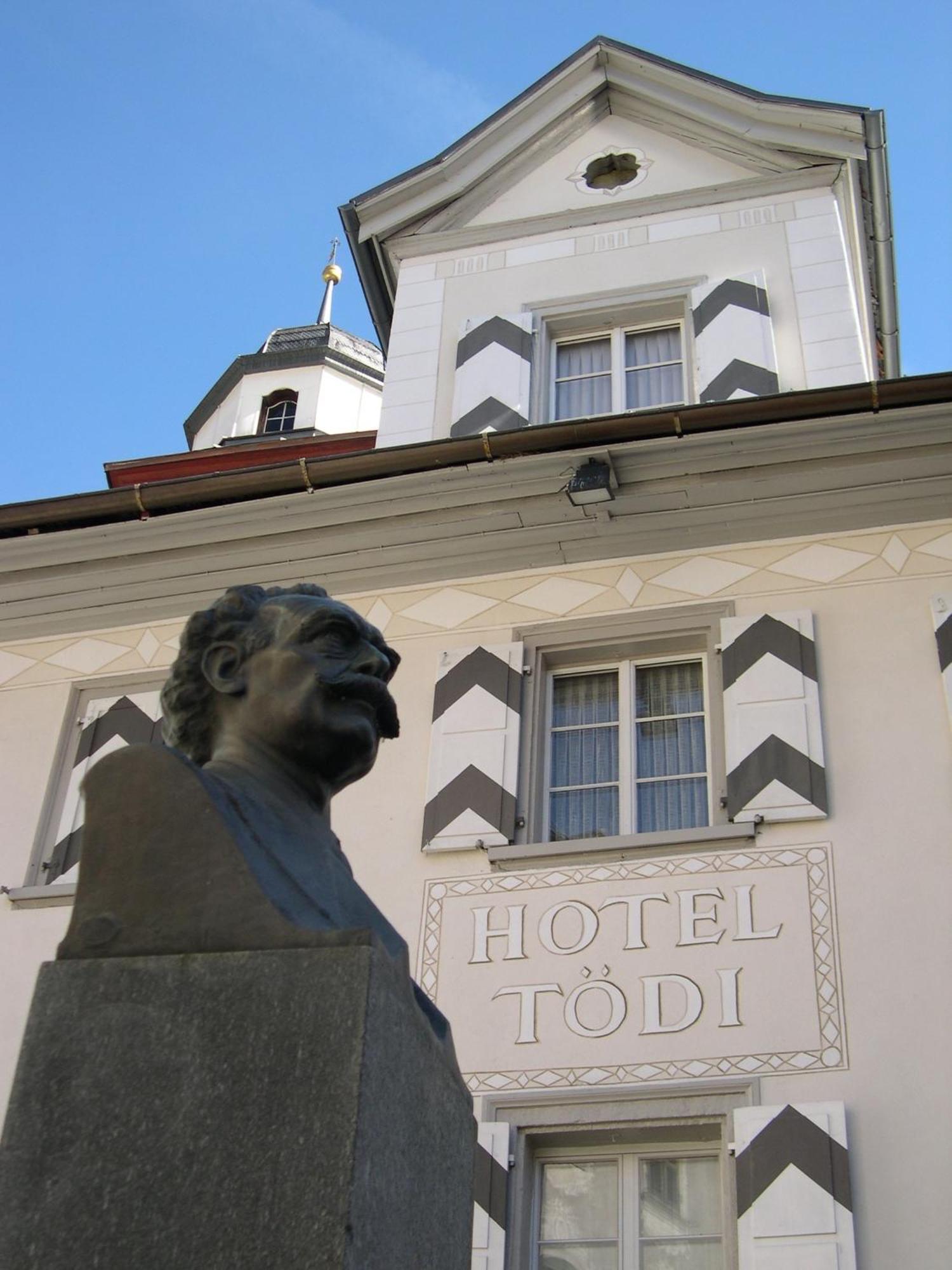 Casa Toedi Restaurant Hotel Trun Eksteriør billede